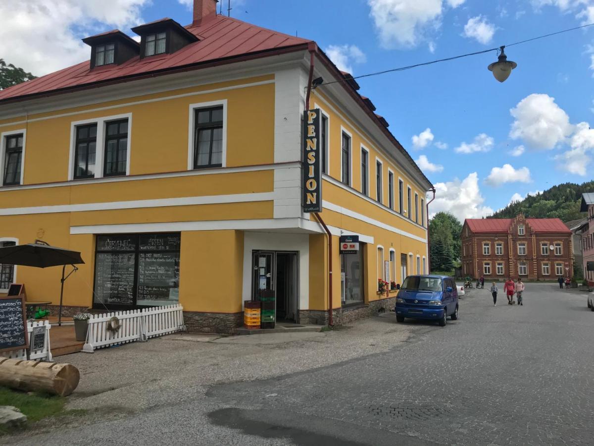 Penzion U Hlavacu Horní Maršov Kültér fotó